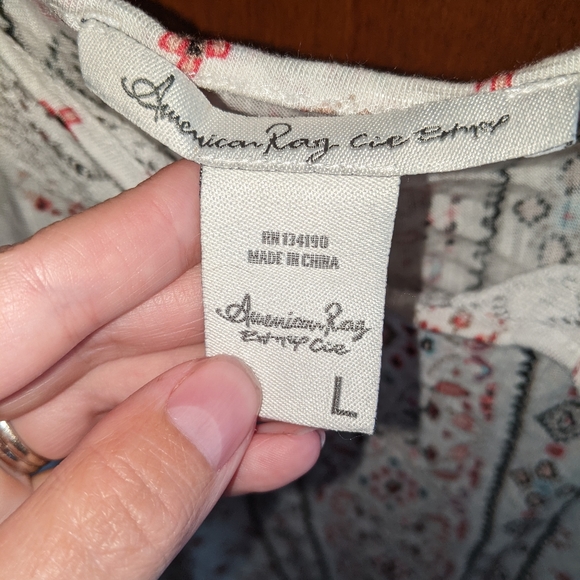 Large American Rag Cie Bohemian Top in Junior's - Picture 4 of 5